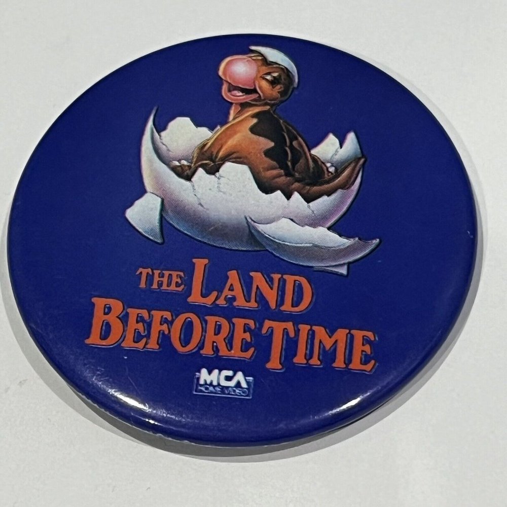Vintage 1988 The Land Before Time Cartoon Movie Promotional Button Littlefoot